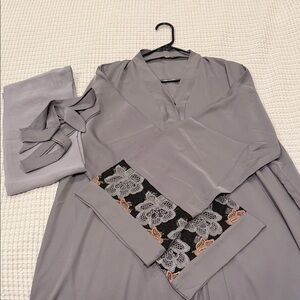 Elegant Gray Crochet Abaya